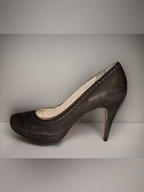 Prada Brown Suede Pumps, Size 36 - Classic Style